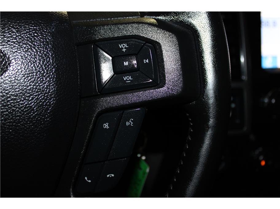 2019 Ford F-150 XLT photo 25