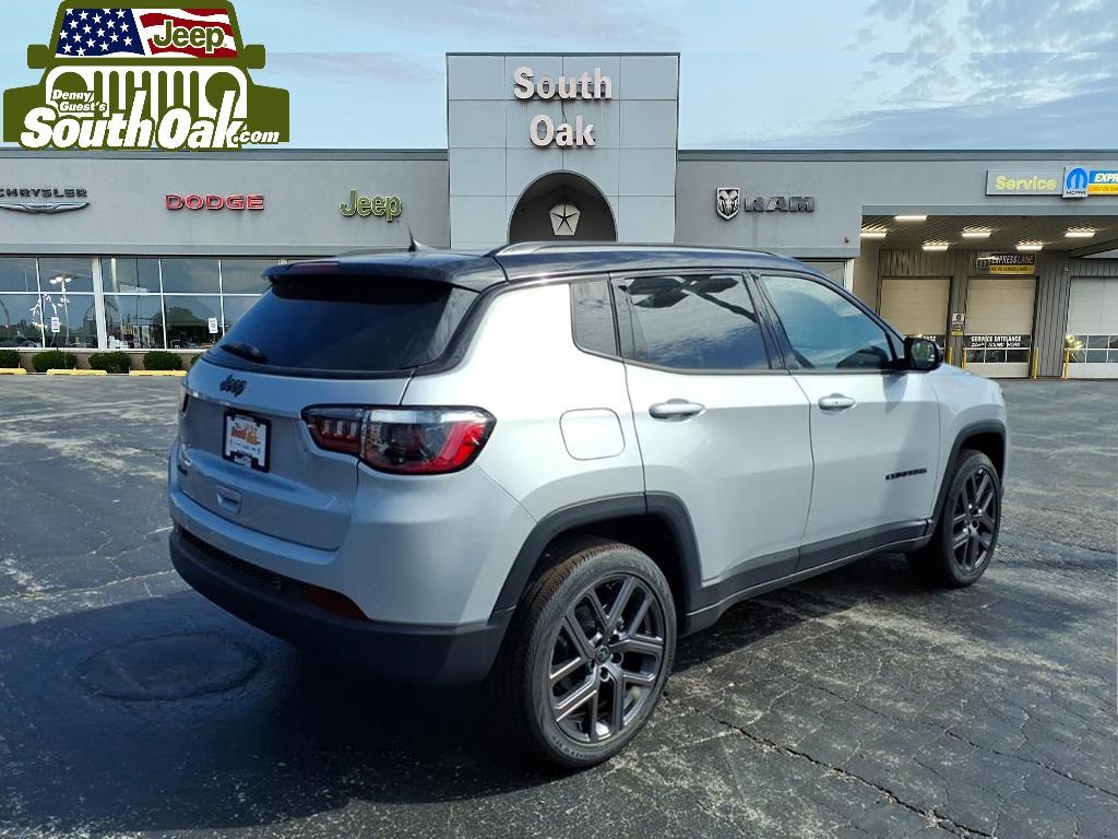 2025 Jeep Compass Limited photo 2