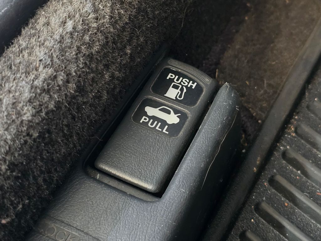 2001 Honda Accord LX photo 30