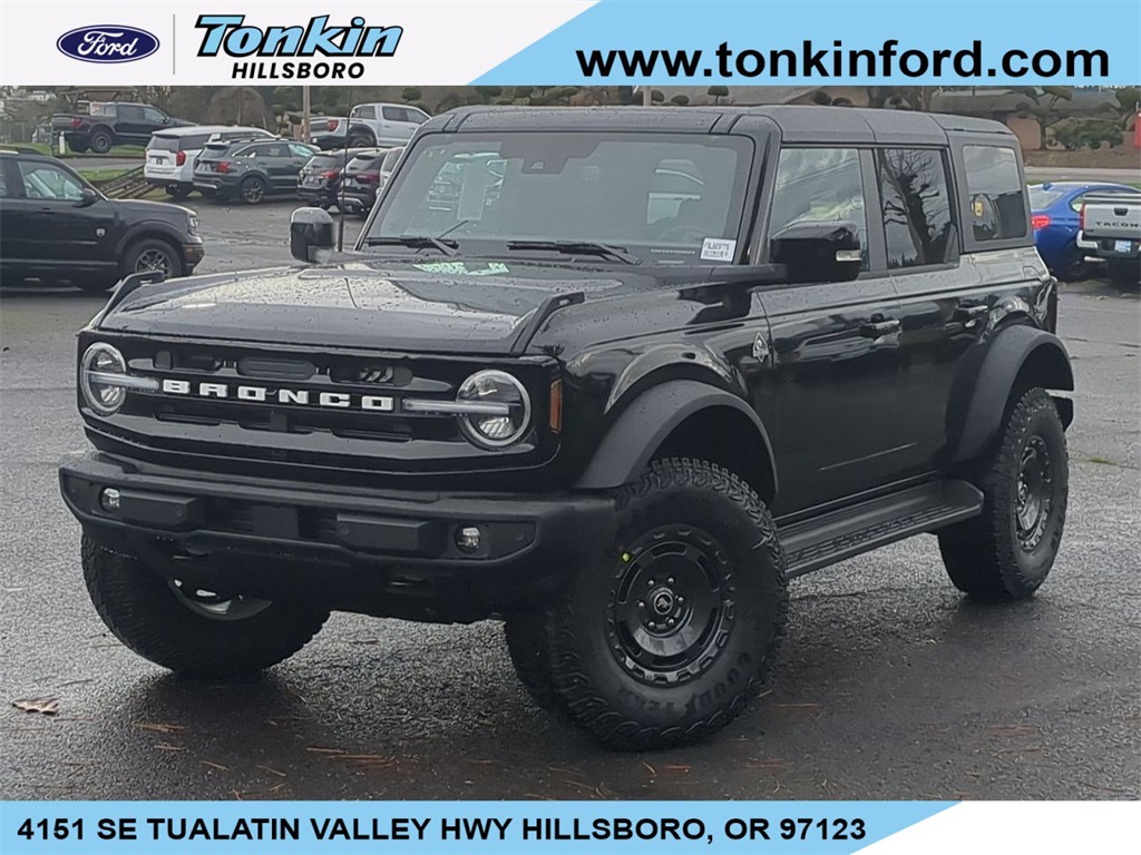2025 Ford Bronco 4-Door Outer Banks's photo