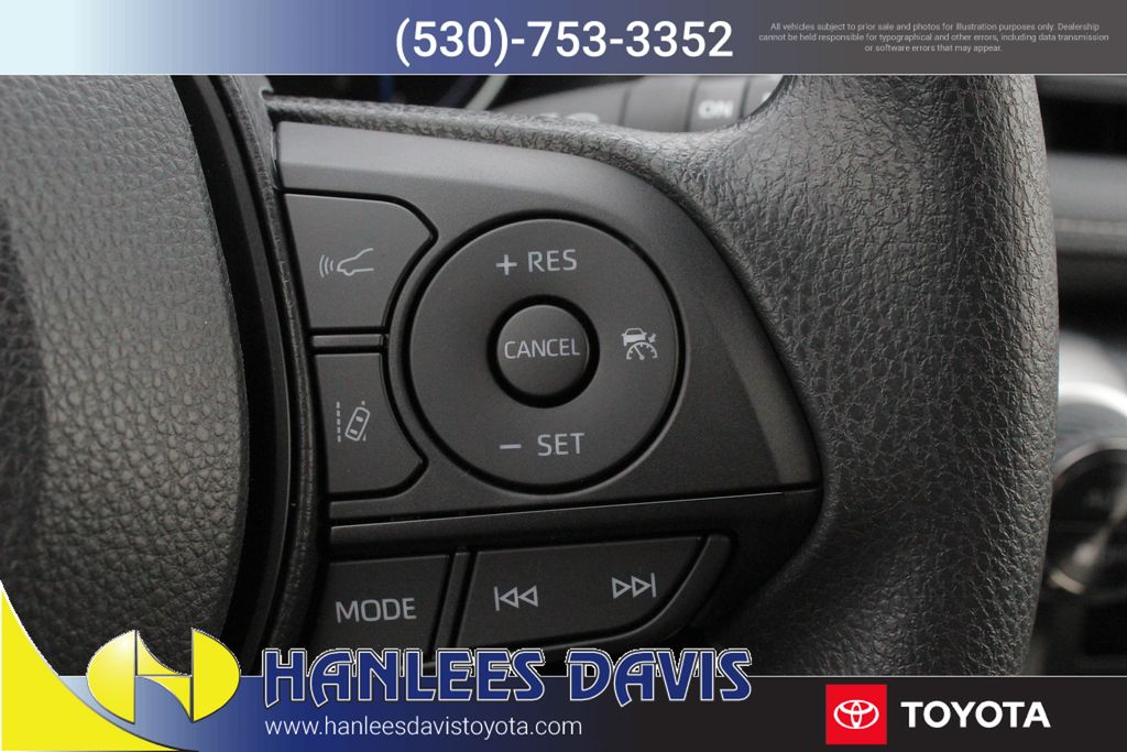 2025 Toyota RAV4 Hybrid XLE photo 23
