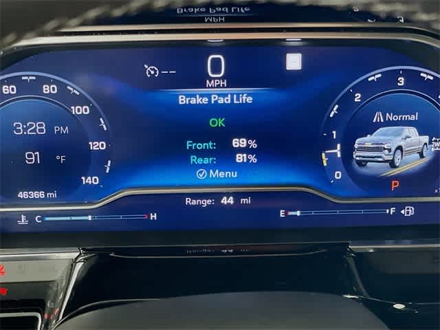 2022 Chevrolet Silverado 1500 RST photo 13
