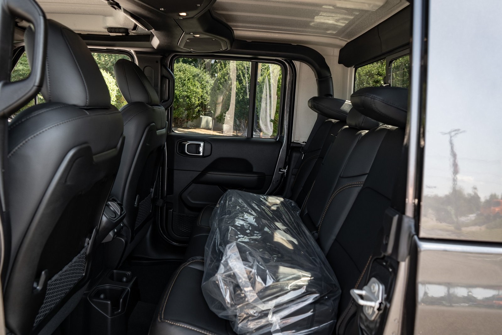 2025 Jeep Gladiator Sport photo 17