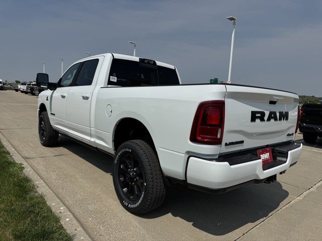 2025 Ram 2500 Laramie photo 4