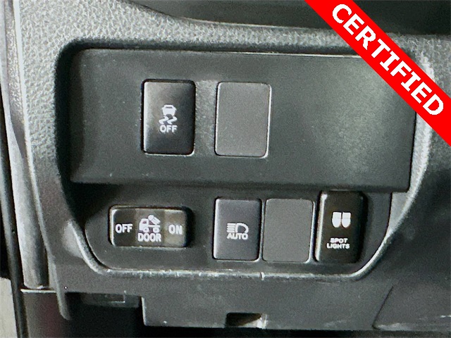 2022 Toyota Tacoma SR5 photo 11