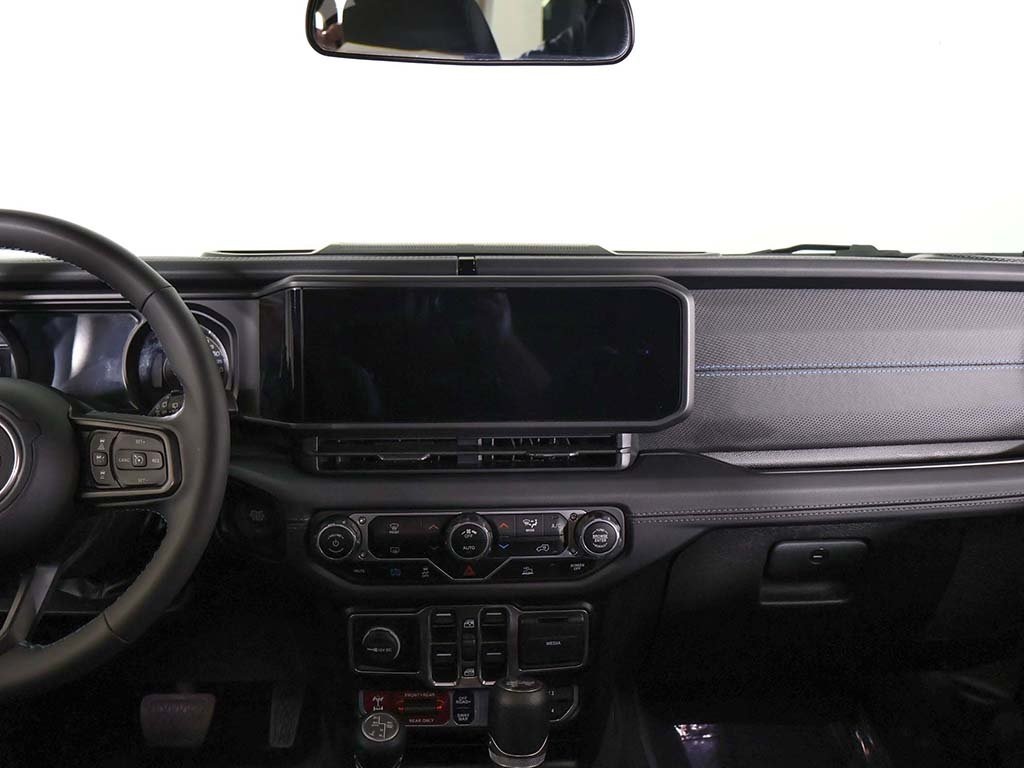 2024 Jeep Wrangler Rubicon 4xe photo 31