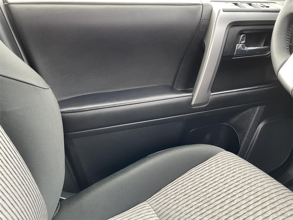 2024 Toyota 4Runner SR5 photo 18
