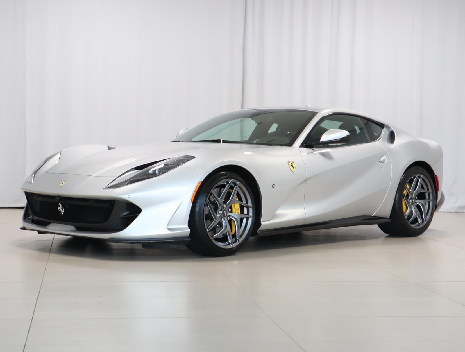 2019 Ferrari 812 Superfast photo 3