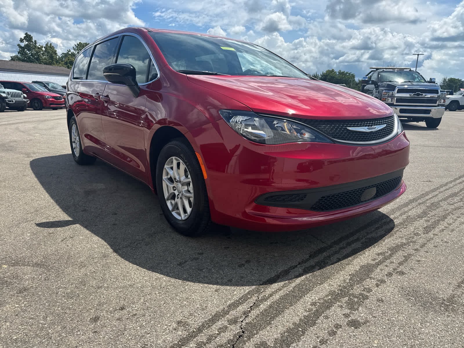 2026 Chrysler Voyager LX photo 7
