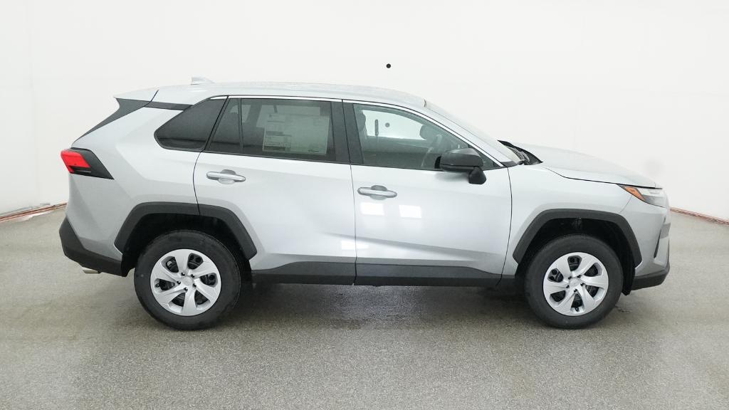 2025 Toyota RAV4 LE photo 25