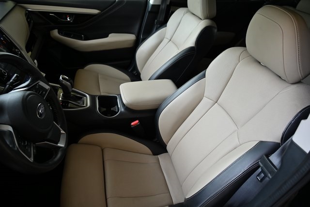 2021 Subaru Outback Limited photo 4