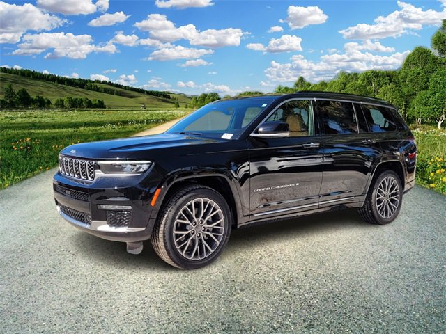 2025 Jeep Grand Cherokee L Summit Reserve photo 2