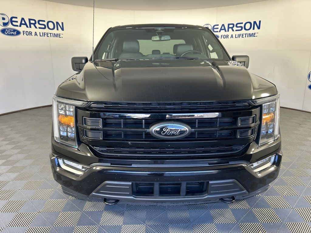 2022 Ford F-150 XLT photo 2