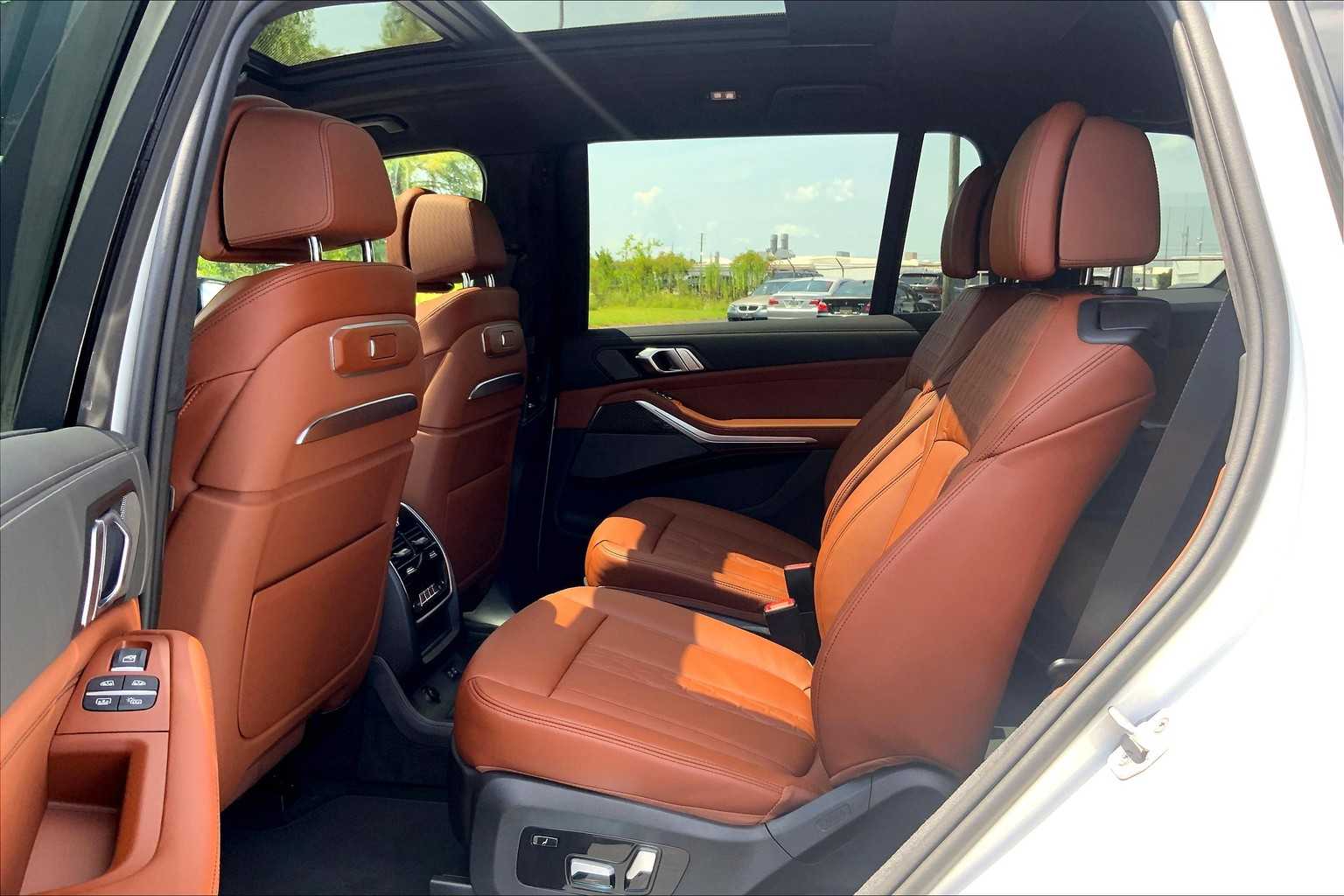 2026 Bmw X7 M60i photo 17