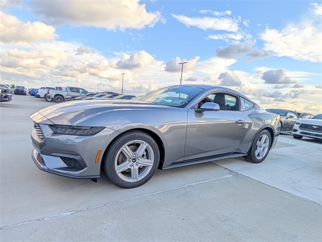 2026 Ford Mustang EcoBoost photo 4
