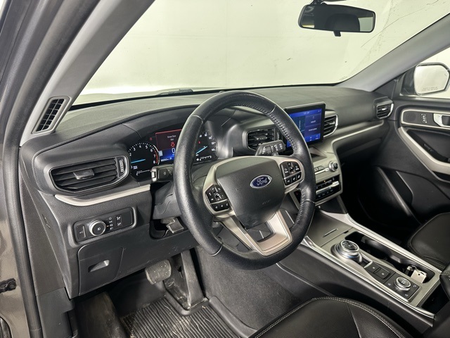 2021 Ford Explorer XLT photo 14