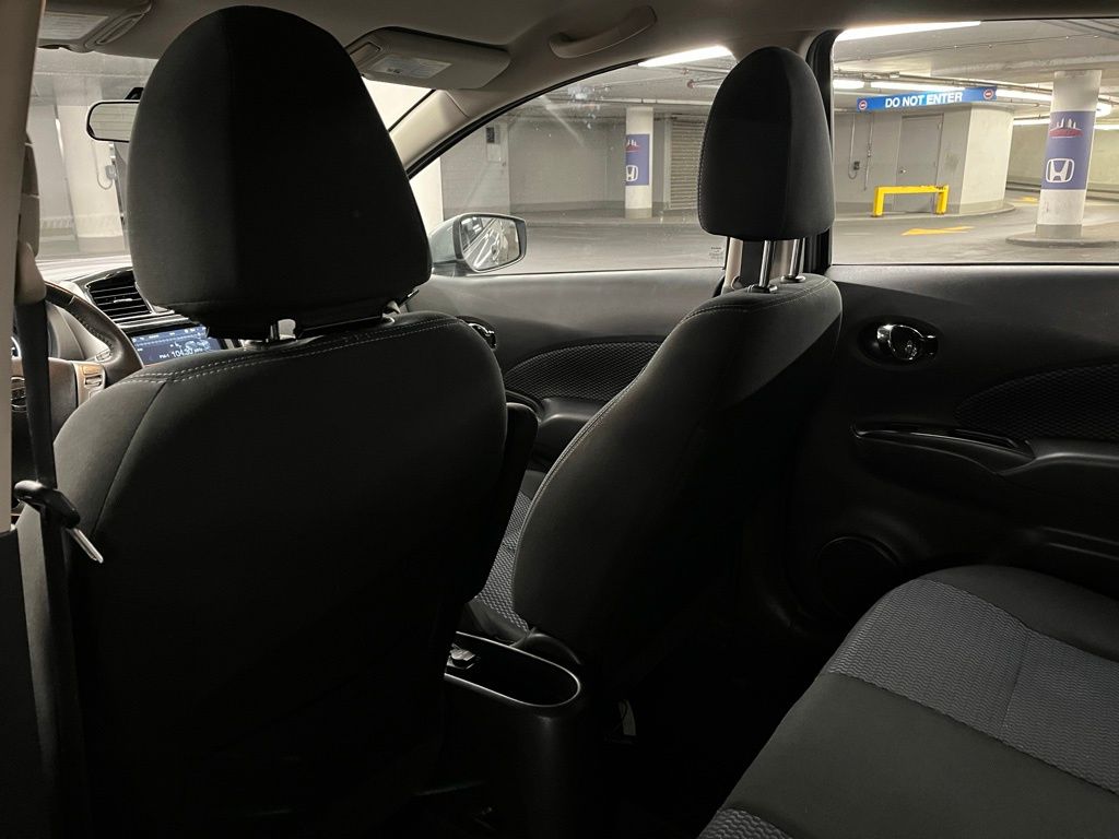 2015 Nissan Versa Note SL photo 16