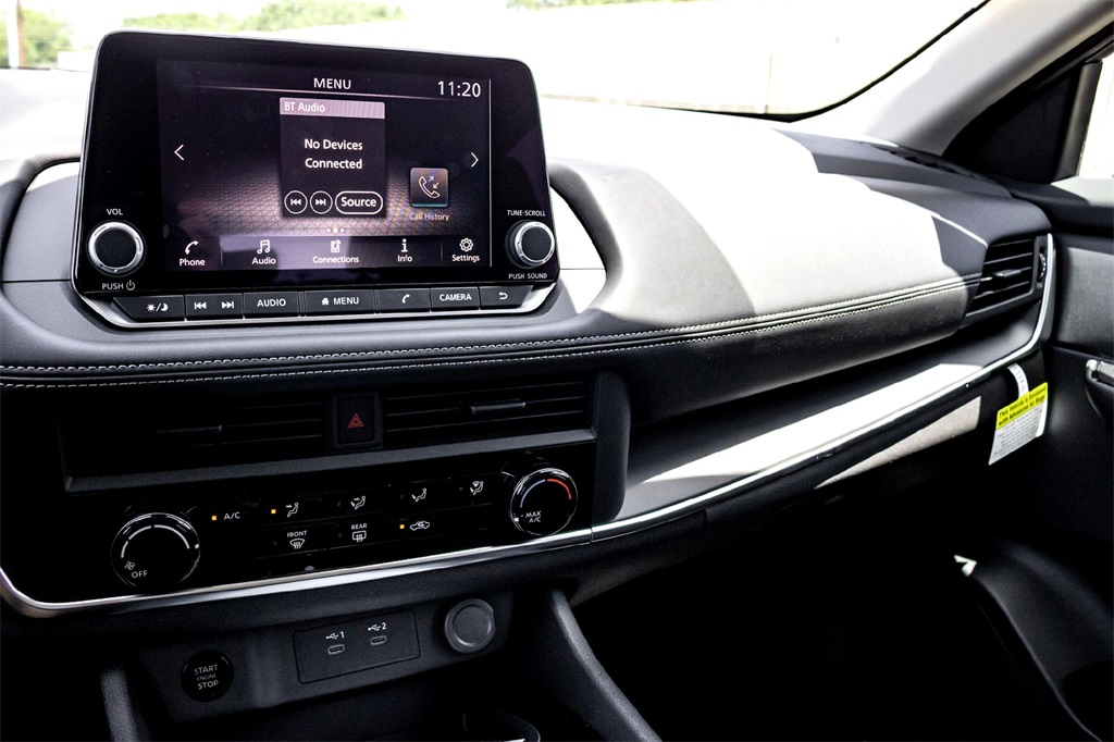 2025 Nissan Rogue S photo 15