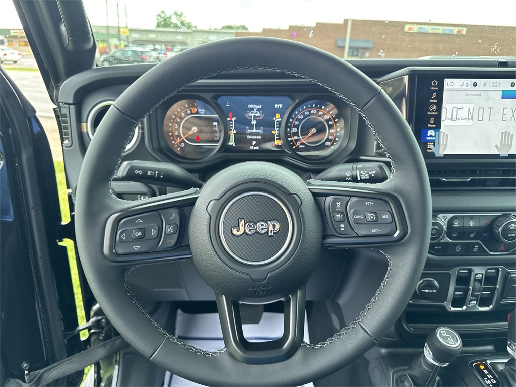 2025 Jeep Gladiator Sport photo 19