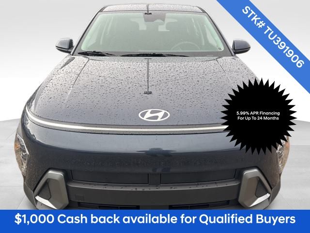 2026 Hyundai Kona SE photo 2