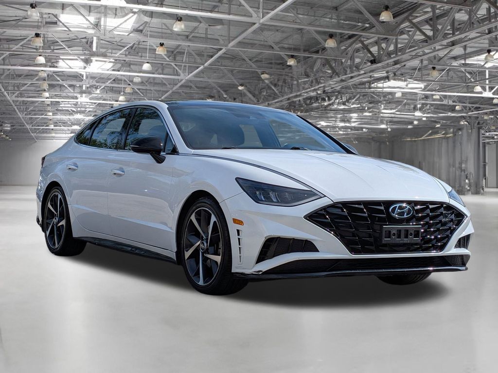 2021 Hyundai Sonata SEL Plus photo 3