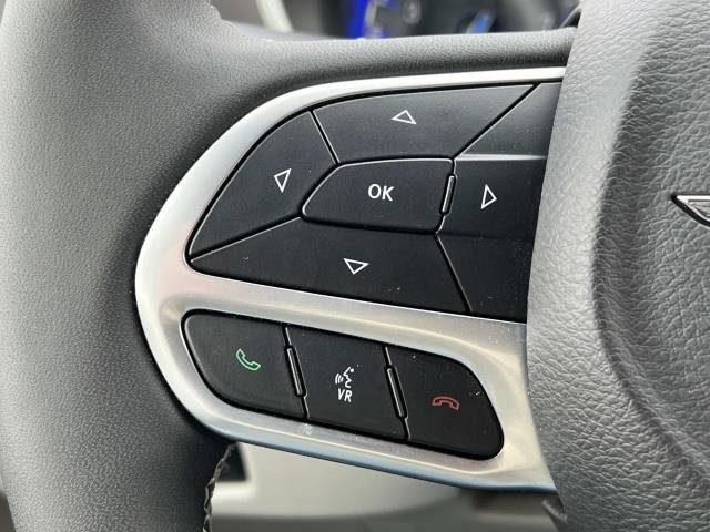 2024 Chrysler Pacifica Touring L photo 20