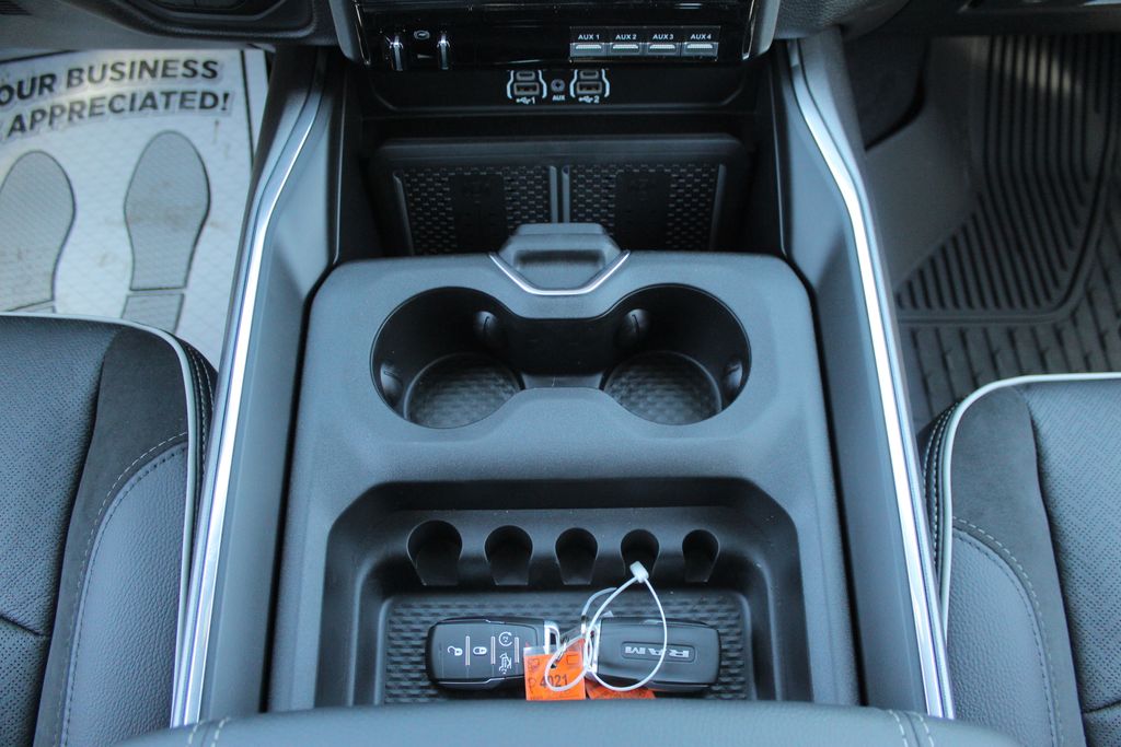 2025 Ram 3500 Laramie photo 21