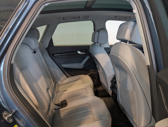 2018 Audi Q5 2.0T Premium Plus photo 23