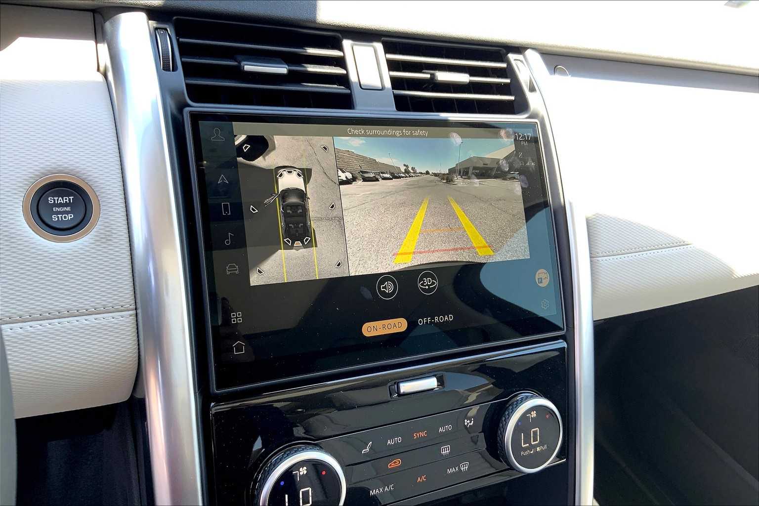 2025 Land Rover Discovery SE photo 17