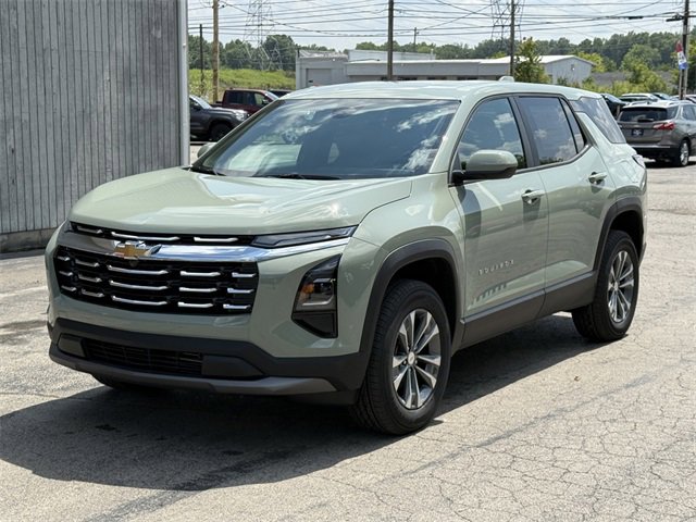 2026 Chevrolet Equinox LT photo 8