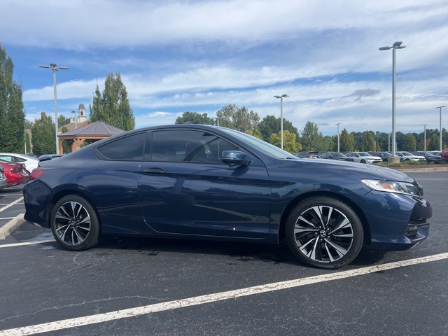 2017 Honda Accord EX-L V6 photo 4