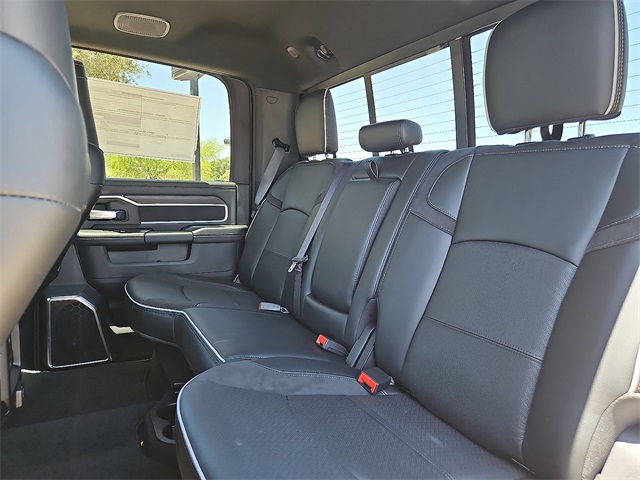 2025 Ram 2500 Laramie photo 10