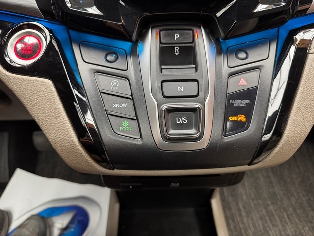 2023 Honda Odyssey Touring photo 16