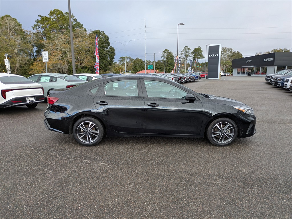 Used 2024 Kia Forte LXS with VIN 3KPF24AD0RE696893 for sale in Brunswick, GA