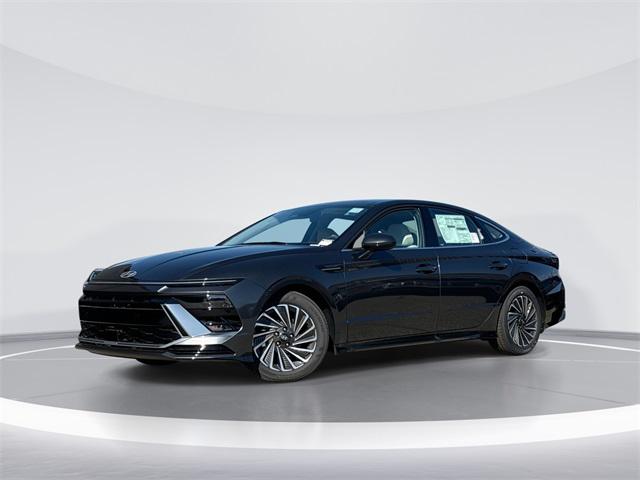 2026 Hyundai Sonata Hybrid SEL's photo