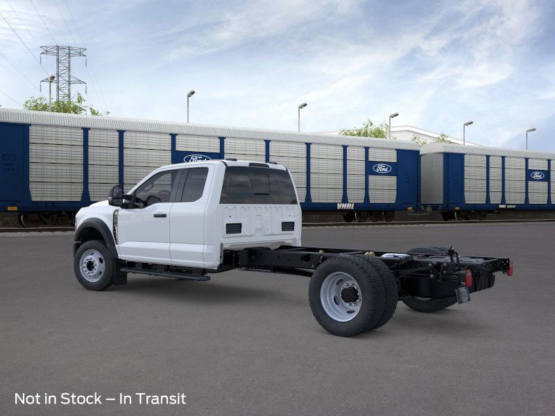 2025 Ford F-450 XL photo 2