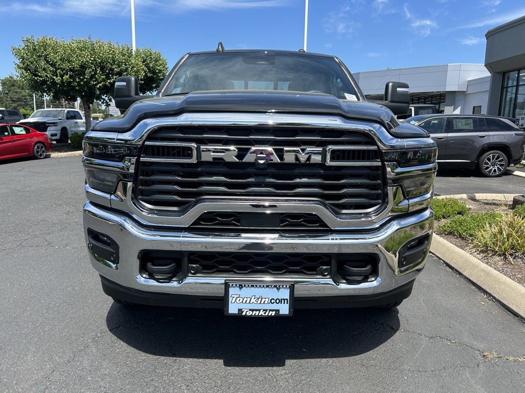 2025 Ram 3500 Tradesman photo 3