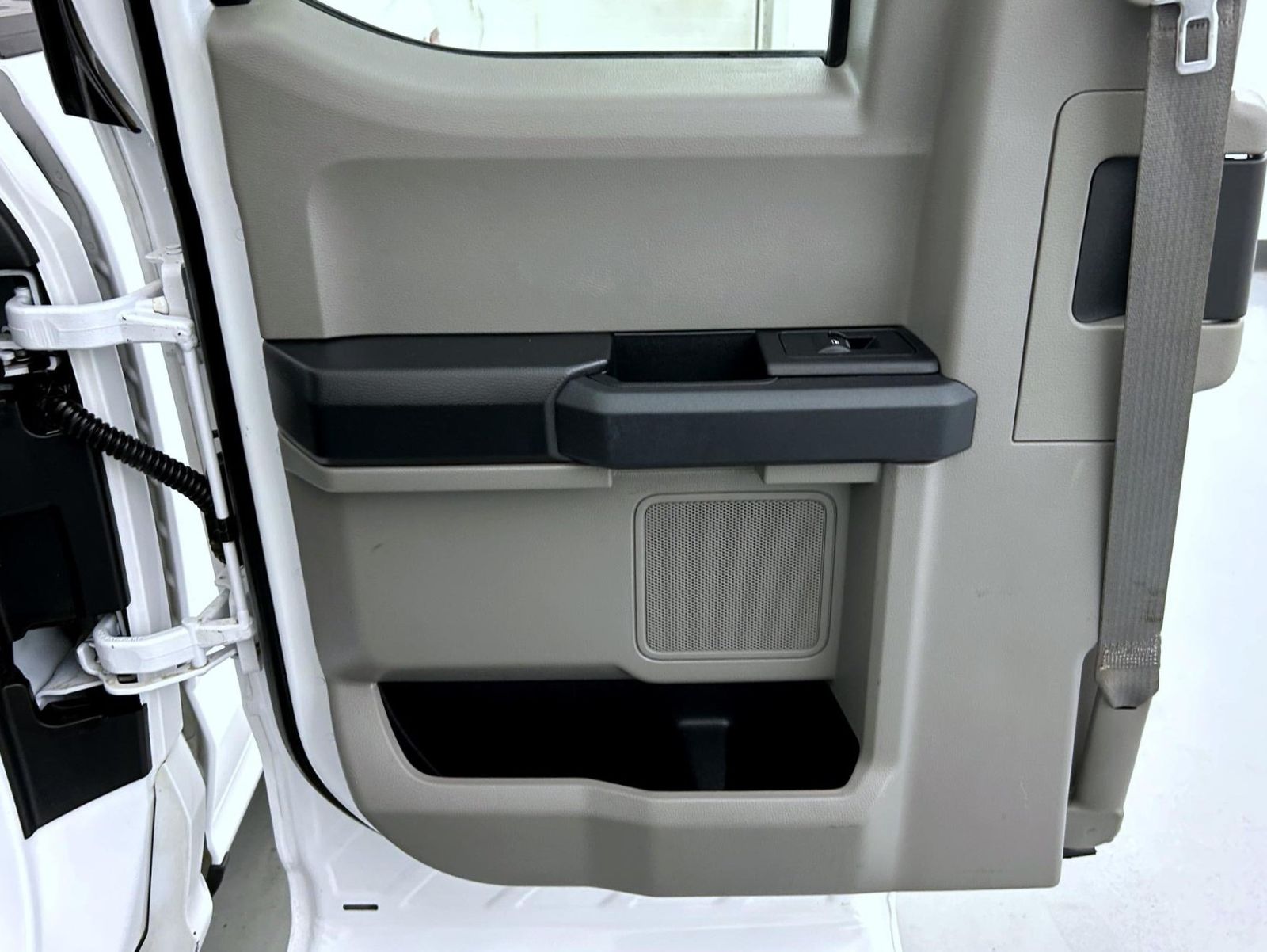 2020 Ford F-150 XL photo 17