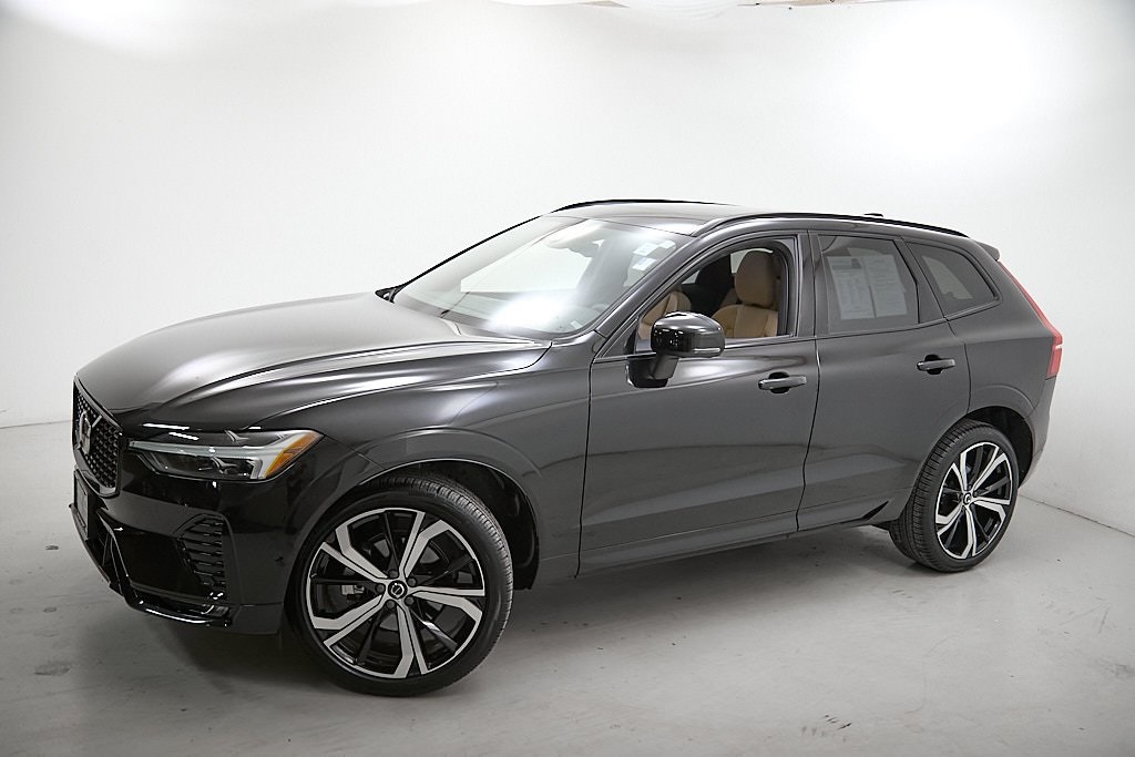 2023 VOLVO XC60 - Image 2