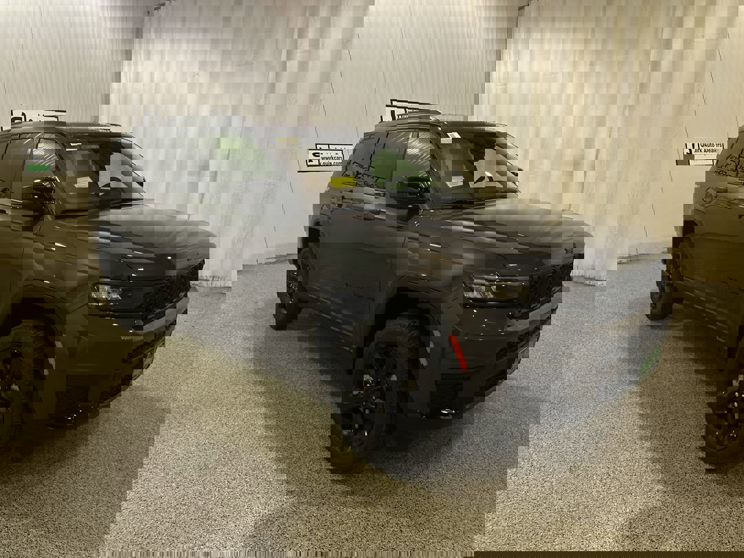 2025 Jeep Grand Cherokee L Altitude's photo