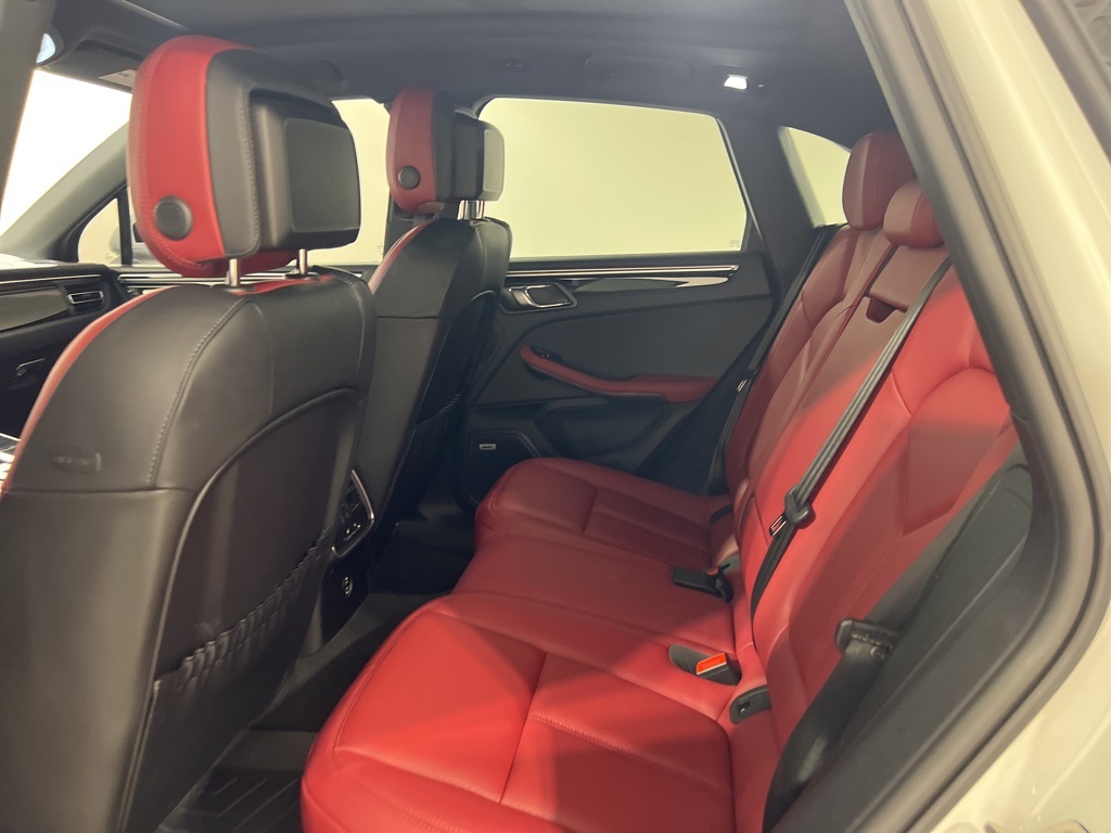 2023 Porsche Macan Base photo 20
