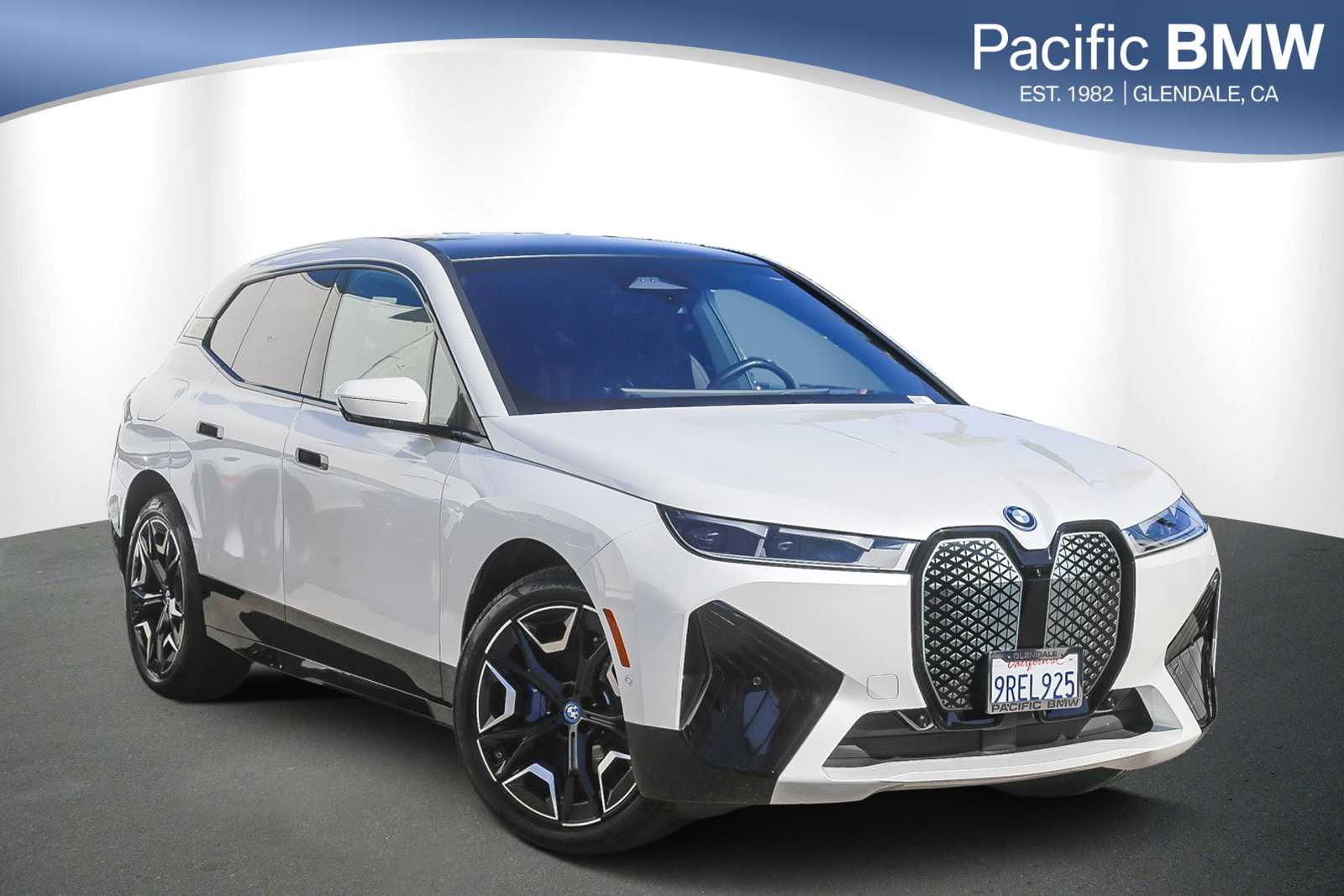 2025 BMW iX 50's photo