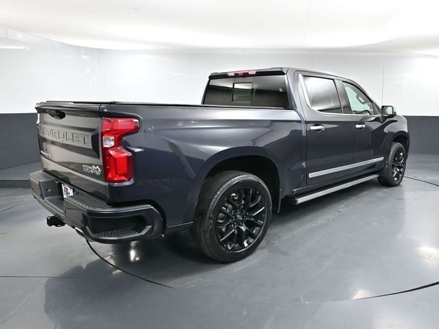 2023 Chevrolet Silverado 1500 High Country photo 4