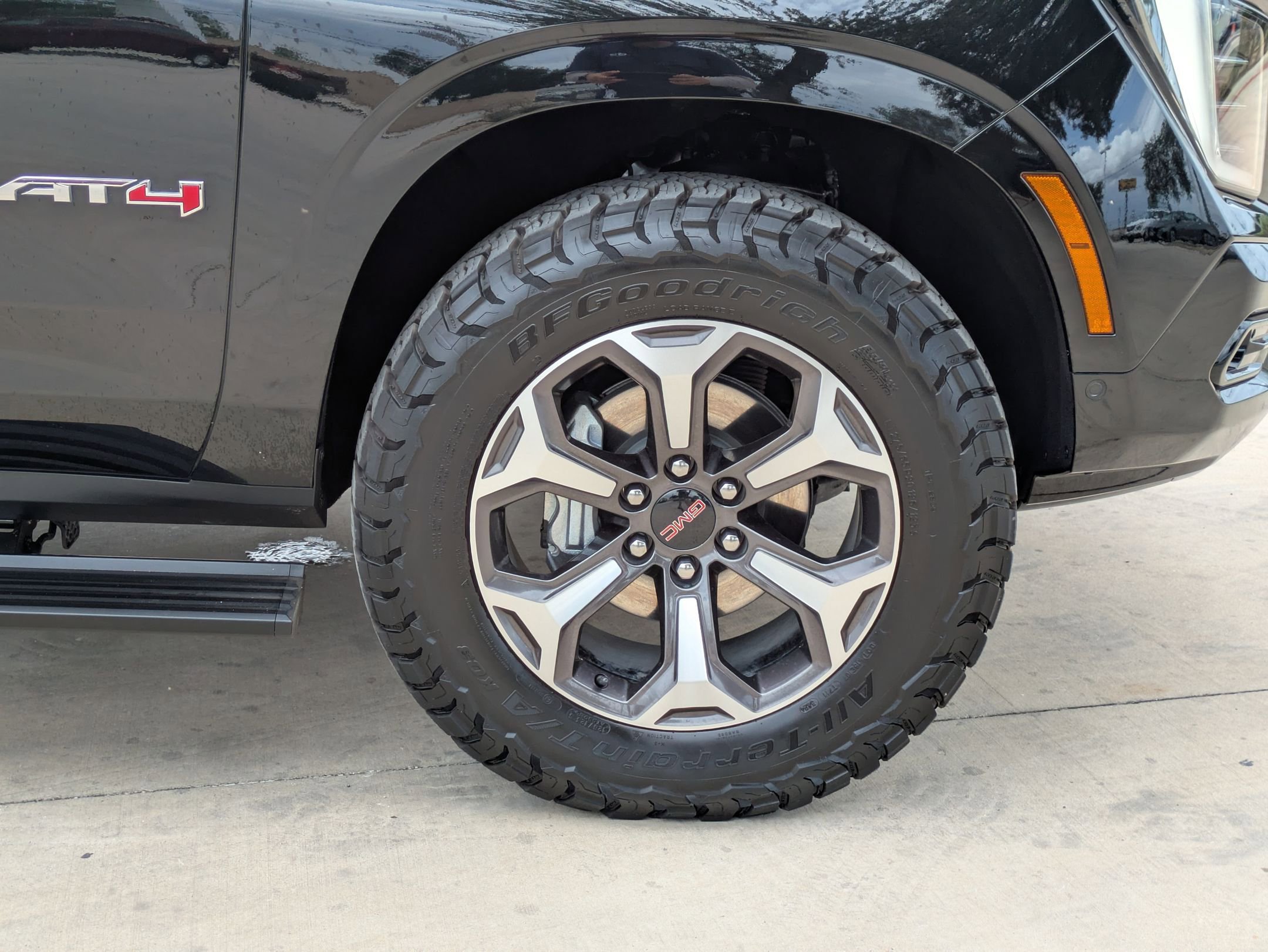 2025 Gmc Yukon AT4 Ultimate photo 32