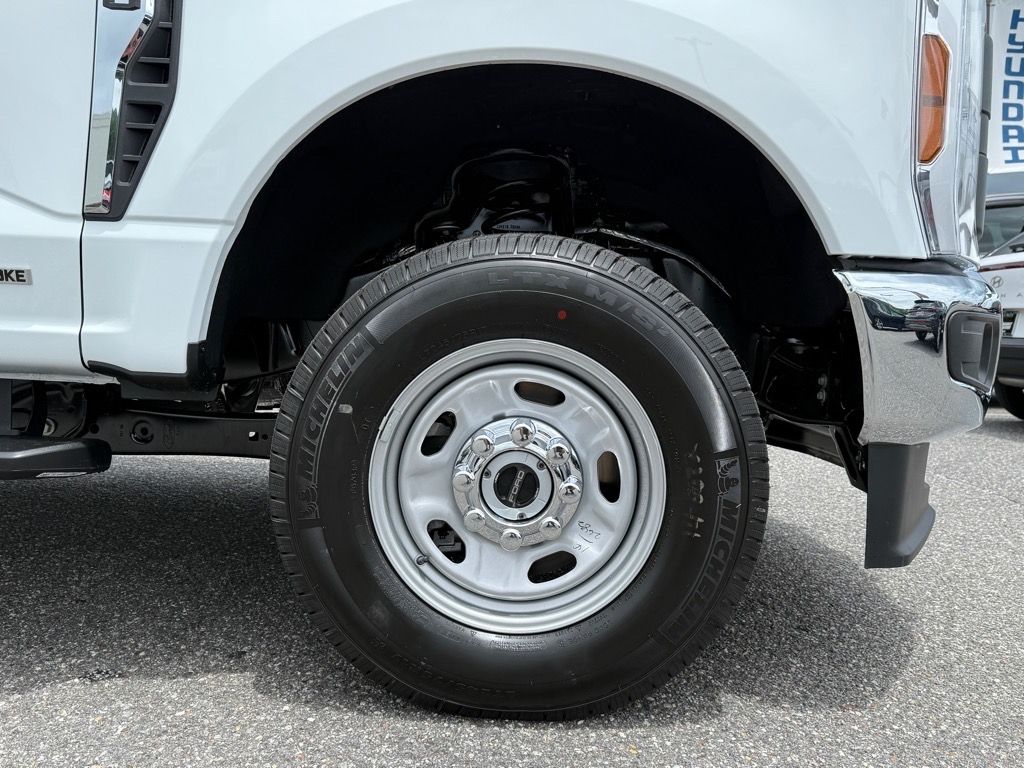 2025 Ford F-250 XL photo 28