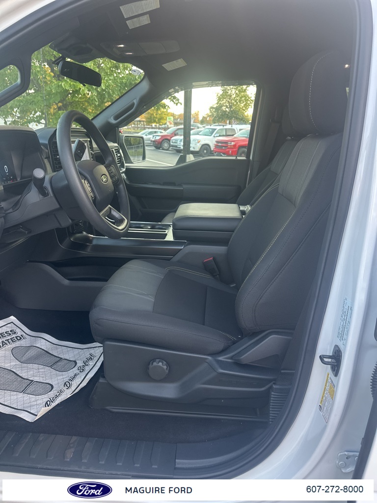2025 Ford F-150 STX photo 13