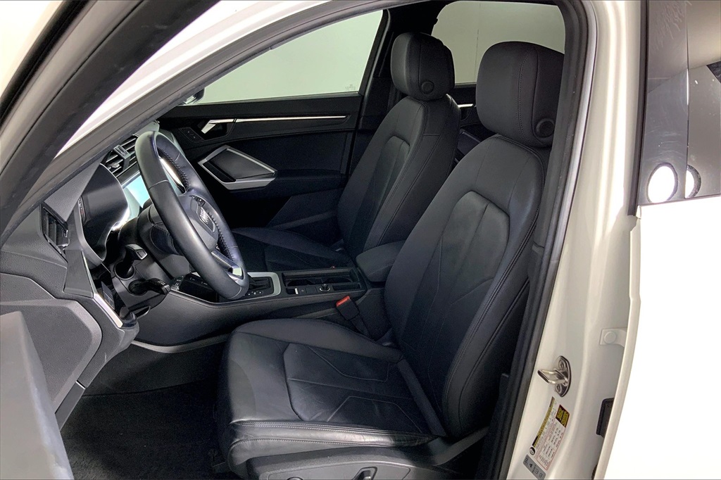 2020 Audi Q3 S line Premium photo 22