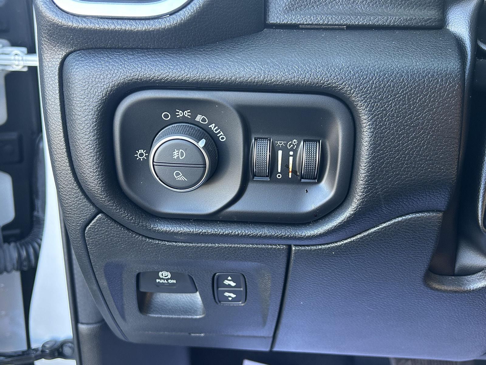 2022 Ram 1500 Laramie photo 22