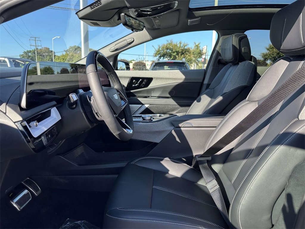 2025 Cadillac Optiq Sport photo 16