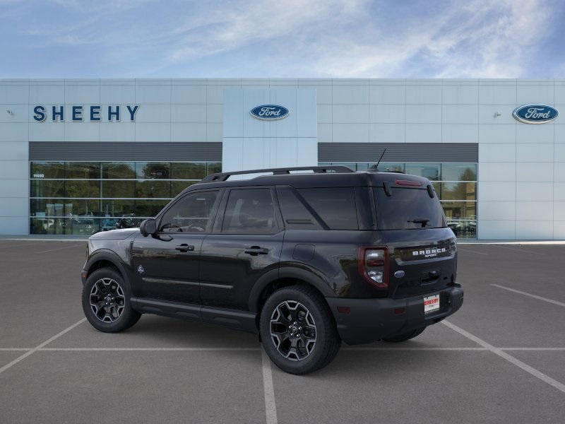 2025 Ford Bronco Sport Outer Banks photo 2